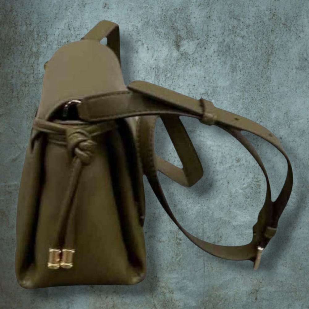 MICHAEL KORS Pearl Vegan Leather Magnetic Flap Two Way Shoulder Crossbody Bag - Picture 7 of 16